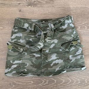 Camo y2k mini skirt